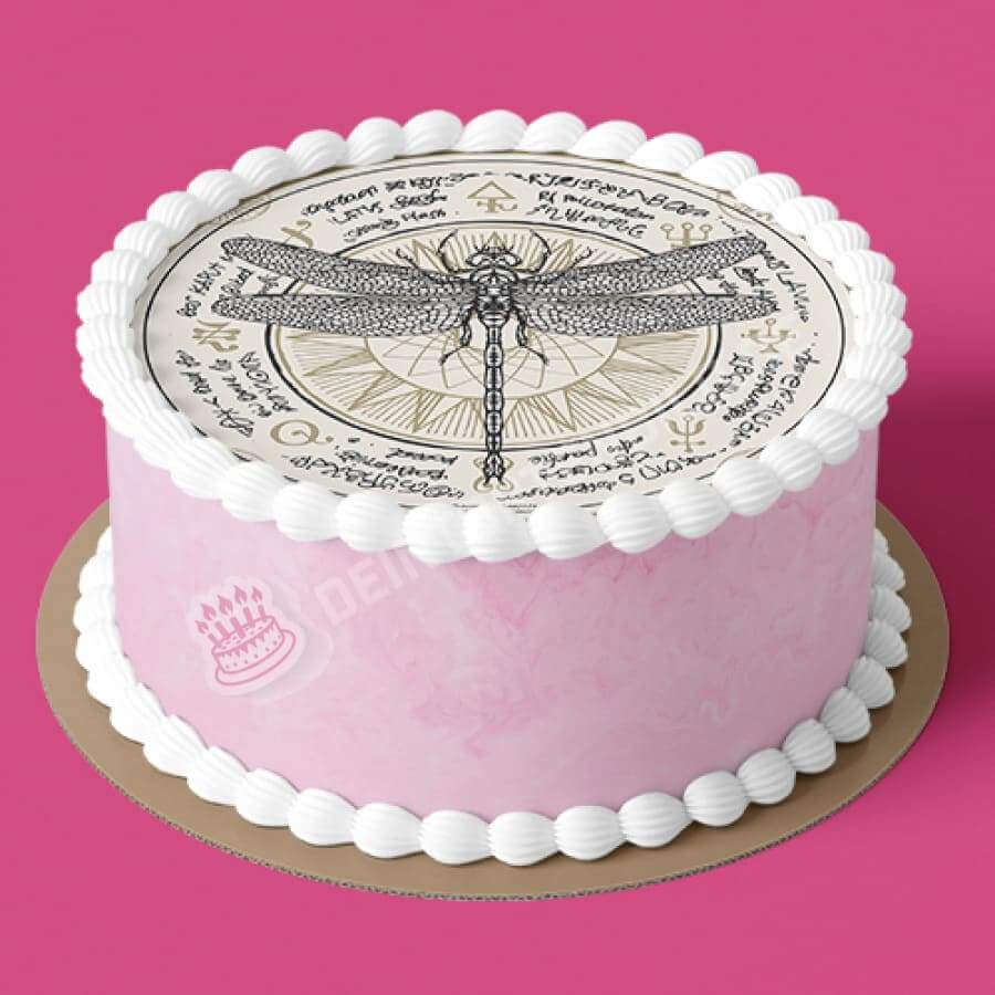 Motiv: Libelle mit magischen Symbolen - Hochwertige und individuelle Tortenaufleger für jeden Anlass
Tortenaufleger Libelle mit magischen Symbolen in 20cm Kreis
Unsere Tortenaufleger sind ein ideales Gesc - Tortenbild - DeintortenbildLibelle mit magischen Symbolen