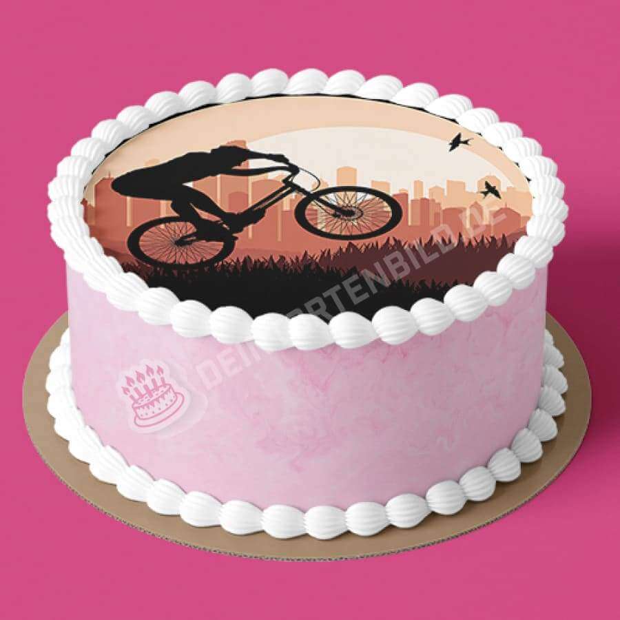 Motiv: Mountainbiker vor Stadt - Hochwertige und individuelle Tortenaufleger für jeden Anlass
Tortenaufleger Mountainbiker vor Stadt in 20cm Kreis
Unsere Tortenaufleger sind ein ideales Geschenk f - Tortenbild - DeintortenbildMountainbiker vor Stadt