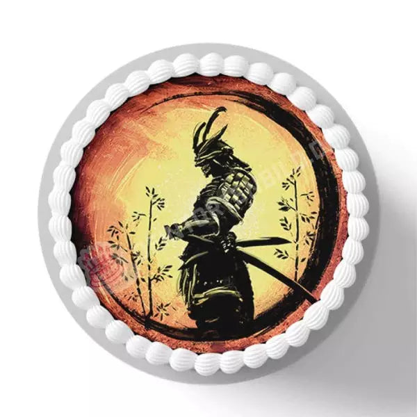 Motiv: Samurai vor Sonnenuntergang - Hochwertige und individuelle Tortenaufleger für jeden Anlass
Tortenaufleger Samurai vor Sonnenuntergang in 20cm Kreis
Ein Aufleger mit einem gezeichneten Samurai Kr - Tortenbild - DeintortenbildSamurai vor Sonnenuntergang
